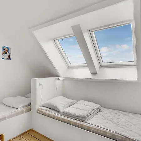 Six-bedroom In * Bagenkop